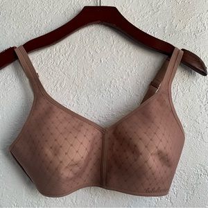 Lululemon brassiere